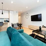 Apartment The Highest Penthouse In On B&b-freeparking Lodz
