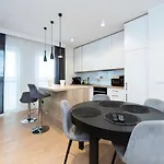 Apartment The Highest Penthouse In On B&b-freeparking Lodz