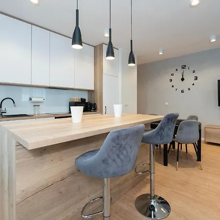 The Highest Penthouse In On B&b-freeparking * Łódź