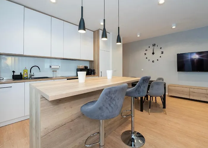 The Highest Penthouse In On B&b-freeparking * Лодзь